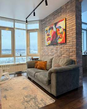 4-к квартира, вторичка, 107м2, 10/16 этаж