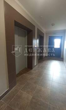 2-к квартира, вторичка, 61м2, 11/18 этаж