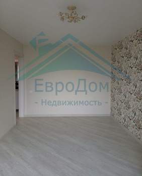 3-к квартира, вторичка, 61м2, 5/5 этаж