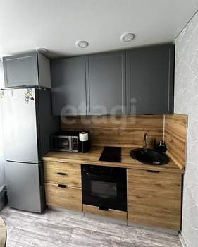 2-к квартира, вторичка, 46м2, 1/10 этаж