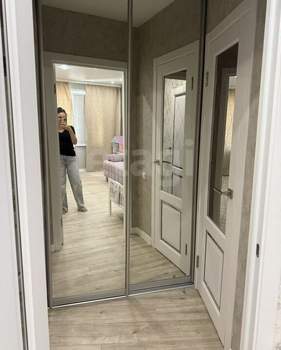 2-к квартира, вторичка, 52м2, 1/9 этаж