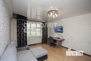 2-к квартира, вторичка, 65м2, 1/9 этаж