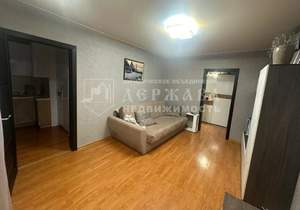 2-к квартира, вторичка, 52м2, 1/10 этаж