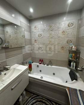 3-к квартира, вторичка, 62м2, 9/9 этаж