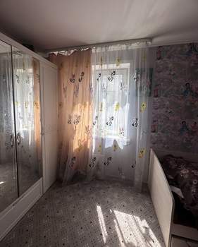 3-к квартира, вторичка, 63м2, 4/5 этаж