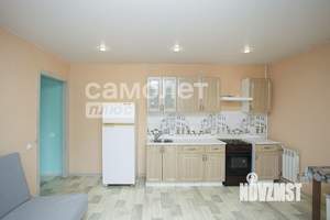 2-к квартира, вторичка, 40м2, 1/4 этаж