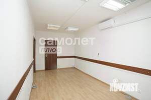 2-к квартира, вторичка, 58м2, 1/9 этаж
