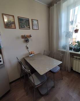 2-к квартира, вторичка, 74м2, 3/5 этаж