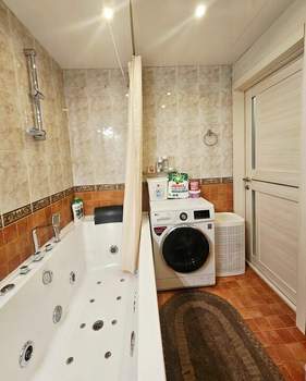 4-к квартира, вторичка, 88м2, 2/5 этаж