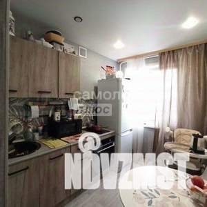 2-к квартира, вторичка, 42м2, 9/9 этаж