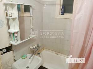 2-к квартира, вторичка, 42м2, 1/5 этаж