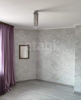 1-к квартира, вторичка, 42м2, 1/9 этаж