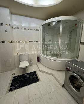 3-к квартира, вторичка, 100м2, 2/4 этаж