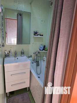 4-к квартира, вторичка, 61м2, 3/5 этаж