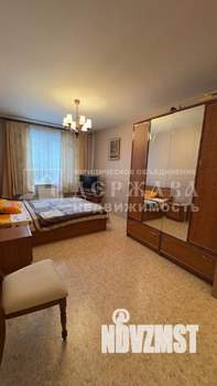 4-к квартира, вторичка, 82м2, 4/6 этаж