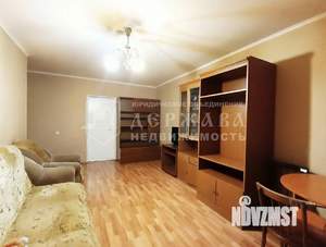 3-к квартира, вторичка, 60м2, 3/5 этаж