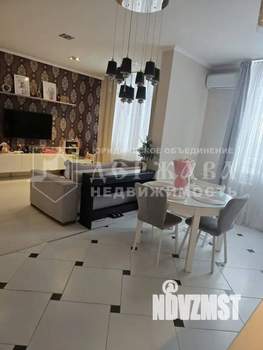 2-к квартира, вторичка, 72м2, 5/5 этаж