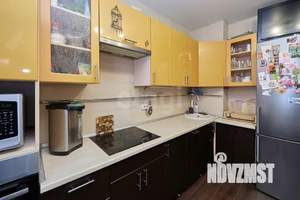 4-к квартира, вторичка, 106м2, 2/9 этаж