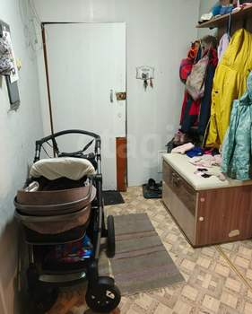 3-к квартира, вторичка, 59м2, 1/5 этаж