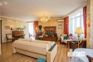 4-к квартира, вторичка, 145м2, 14/14 этаж