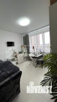 3-к квартира, вторичка, 58м2, 4/17 этаж