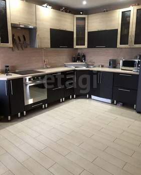 2-к квартира, вторичка, 65м2, 7/10 этаж