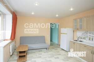 2-к квартира, вторичка, 40м2, 1/4 этаж