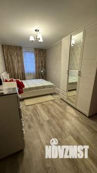 4-к квартира, вторичка, 133м2, 3/10 этаж