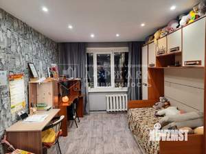 3-к квартира, вторичка, 63м2, 5/5 этаж