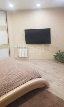 4-к квартира, вторичка, 104м2, 2/8 этаж