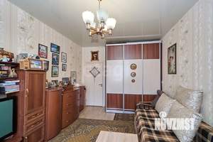 2-к квартира, вторичка, 61м2, 1/4 этаж