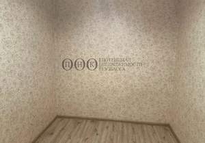 2-к квартира, вторичка, 43м2, 1/4 этаж