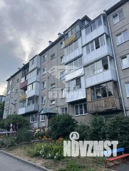 Студия квартира, вторичка, 62м2, 1/5 этаж