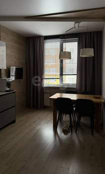 3-к квартира, вторичка, 100м2, 1/5 этаж