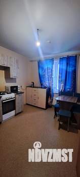 2-к квартира, вторичка, 51м2, 1/10 этаж