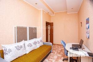 3-к квартира, вторичка, 72м2, 1/2 этаж