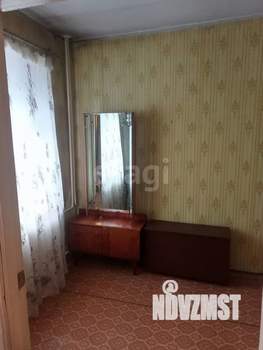 3-к квартира, вторичка, 57м2, 1/3 этаж