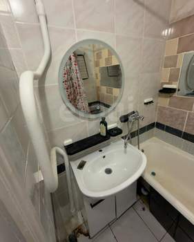 3-к квартира, вторичка, 62м2, 1/10 этаж