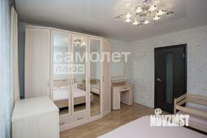 2-к квартира, вторичка, 65м2, 1/9 этаж