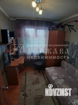 4-к квартира, вторичка, 61м2, 5/5 этаж