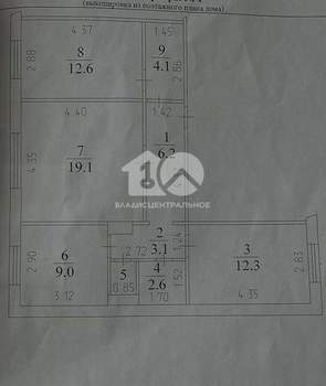 3-к квартира, вторичка, 70м2, 1/9 этаж