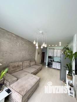2-к квартира, вторичка, 54м2, 1/9 этаж