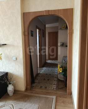 3-к квартира, вторичка, 61м2, 6/9 этаж