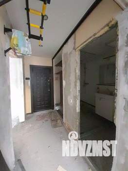 2-к квартира, вторичка, 34м2, 1/9 этаж