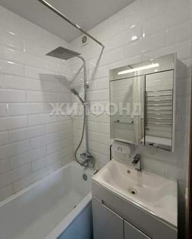 2-к квартира, вторичка, 67м2, 9/9 этаж