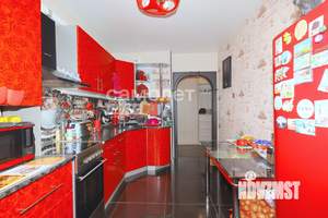 2-к квартира, вторичка, 52м2, 1/10 этаж