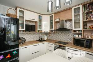 3-к квартира, вторичка, 81м2, 2/10 этаж