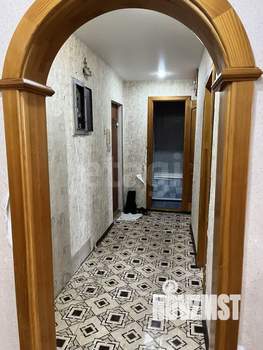 3-к квартира, вторичка, 63м2, 6/9 этаж