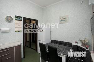 2-к квартира, вторичка, 52м2, 1/4 этаж
