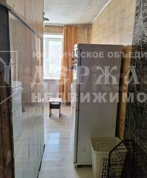 2-к квартира, вторичка, 44м2, 1/5 этаж